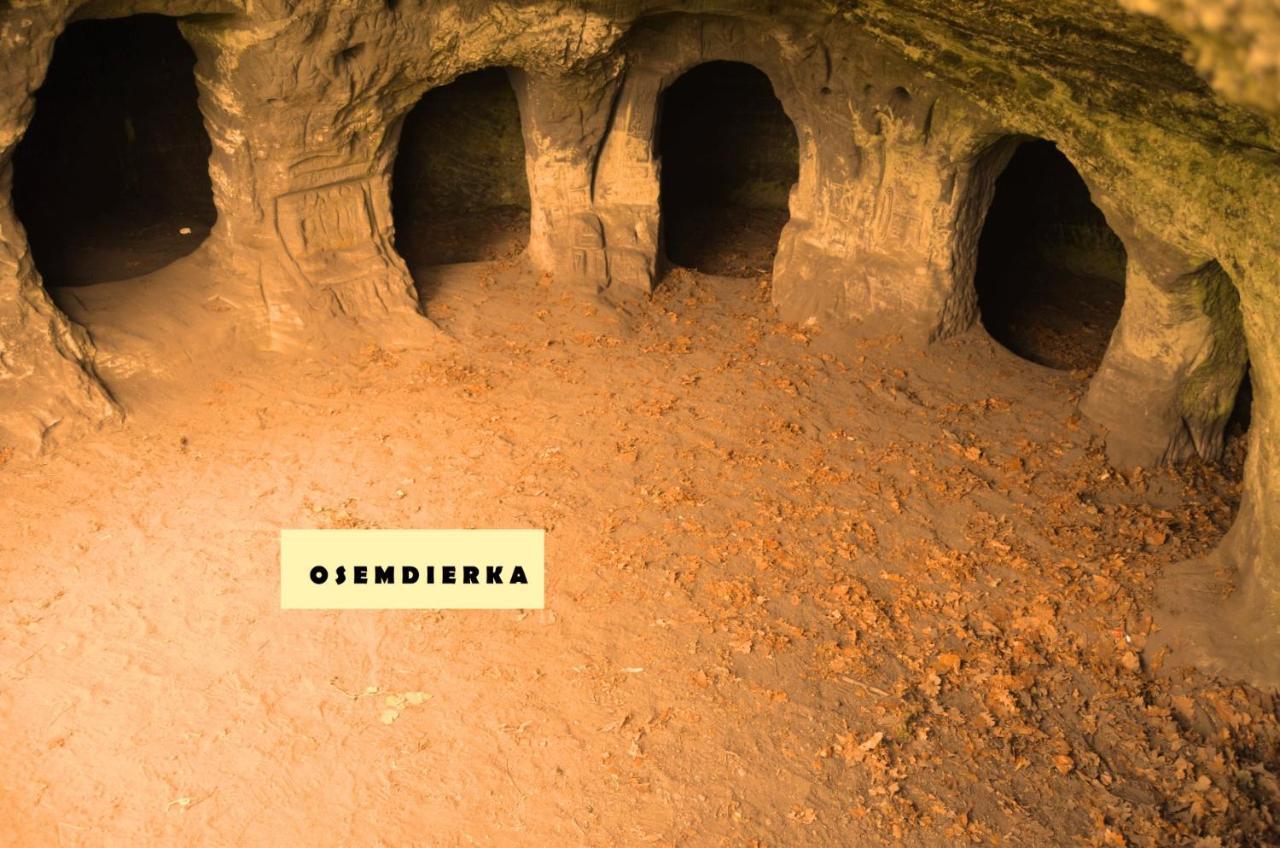 Ezathouse Devicie Hotel Krupina Bagian luar foto