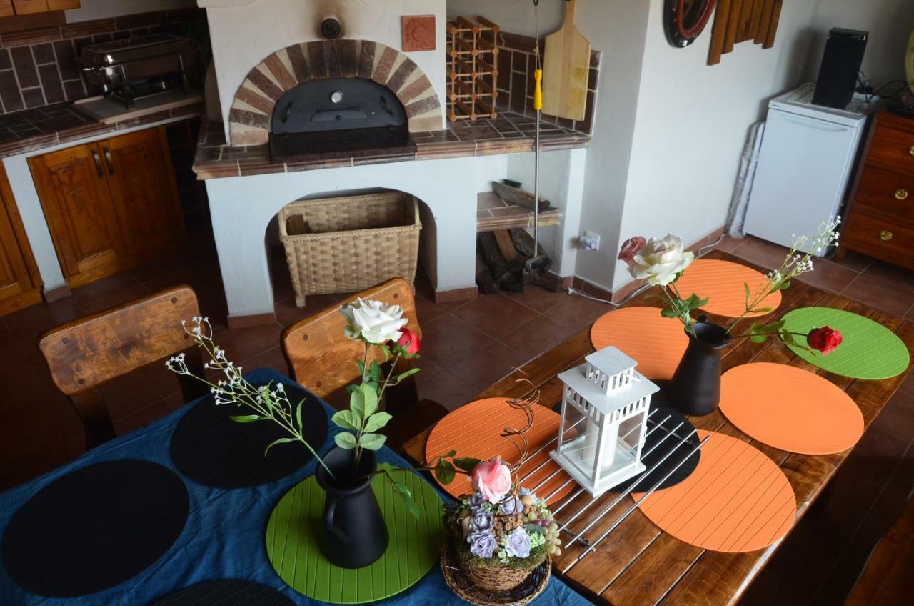 Ezathouse Devicie Hotel Krupina Bagian luar foto